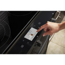 Whirlpool® Cuisinière au gaz intelligente à commandes frontales avec grilles en fonte à charnière EZ-2-LiftTM - 5.8 pi cu WEG750H0HV
