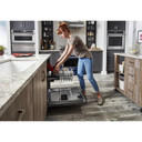Kitchenaid® Lave-vaisselle à fini PrintShield™ avec troisième panier et jets MaxJet™ à 360° - 44 dBA KDFM404KBS