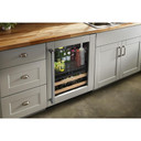 Kitchenaid® Centre de rafraîchissements prêt pour le panneau de recouvrement avec porte-bouteilles à devant en bois - 24 po KUBR214KPA