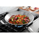 Cuisinière commerciale intelligente bicombustible KitchenAid® avec plaque chauffante, 48 po KFDC558JBK