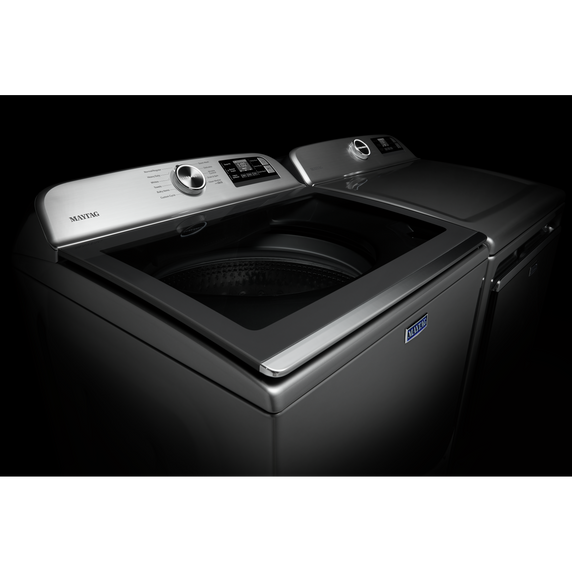 Sécheuse intelligente électrique à chargement vertical et bouton extra power - 7.4 pi cu Maytag® YMED6230HC