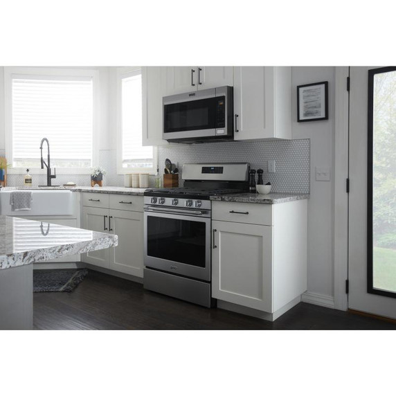Maytag® Cuisinière au gaz avec friture à air et panier - 30 po - 5.3 pi cu MGR7700LZ