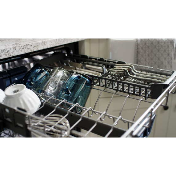 Lave-vaisselle à panier de troisième niveau et filtration à puissance double Maytag® MDB8959SKW