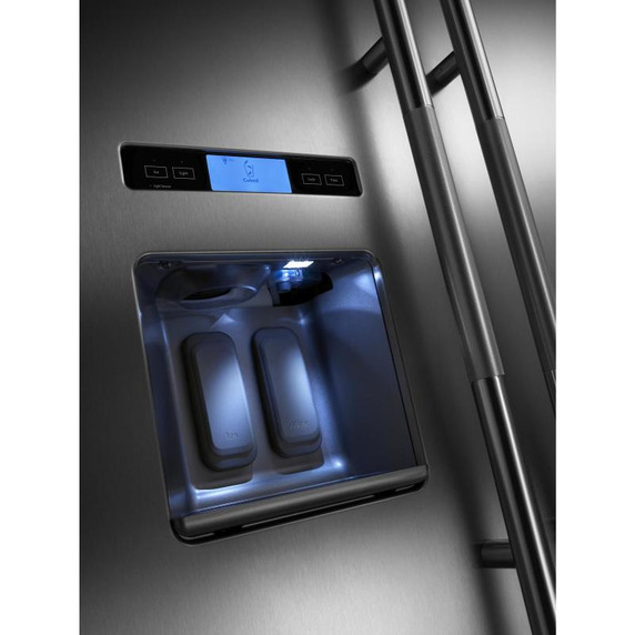 Réfrigérateur côte à côte Jenn-Air® encastré avec distributeur d’eau, 48 po JS48PPDUDE Réfrigérateur côte à côte Jenn-Air® encastré avec distributeur d’eau, 48 po JS48PPDUDE