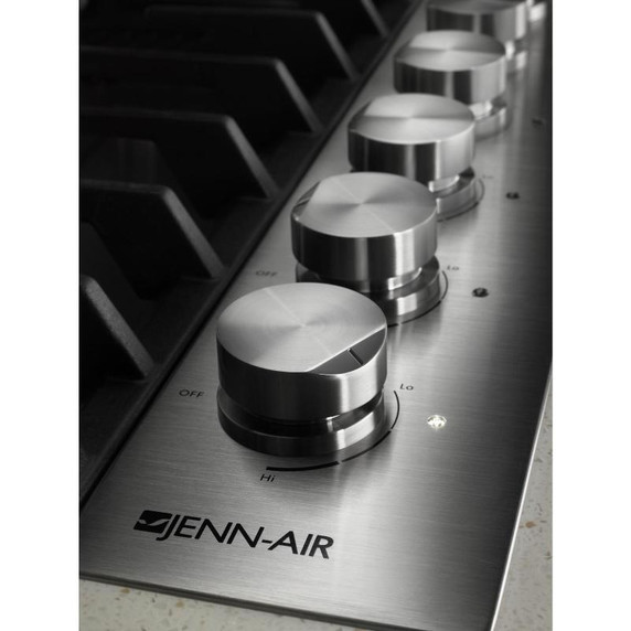 Jennair® Table de cuisson au gaz de 36 po munie de 6 brûleurs JGC7636BS