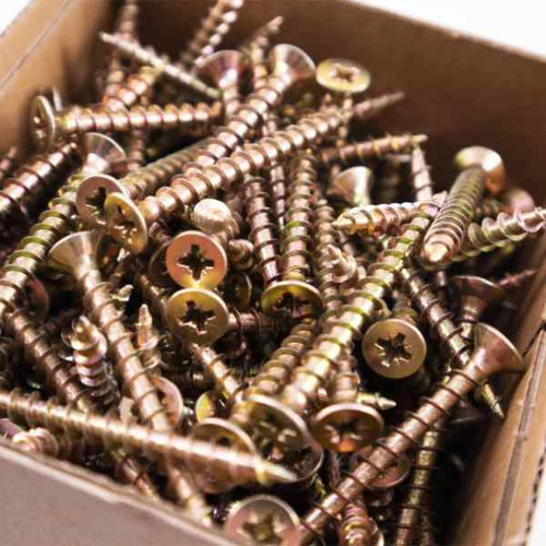 R2 Best Sellers Screw Pack - 1600 Screws With Quick Release Adaptor and 2 x Pz2 Bits