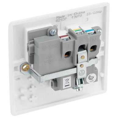 Further photograph of BG Nexus 13A 1 Gang Switched Socket 821-01