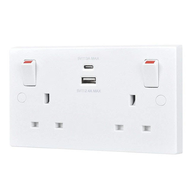 Photograph of White Nexus 13A 2 Gang Double Switched Socket + USB AC (4.2A)