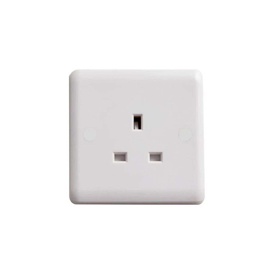 Photograph of Vimark Curve Vc1206 13A 1 Gang Unswitched Socket White