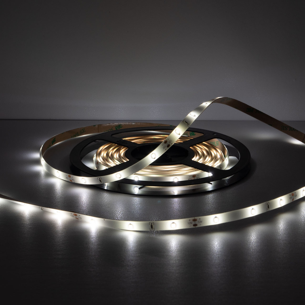 Photograph of Pro Light Ls1121 Cool White Led Strip Kit 5Mtr IP65