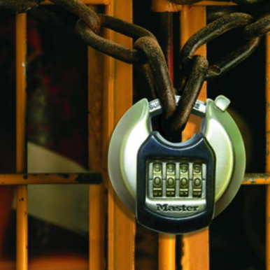 Further photograph of Master Lock Shrouded Padlock, Boron-Carbide Steel Zinc, 70mm Wide, 9mm Shackle, 16mm Length