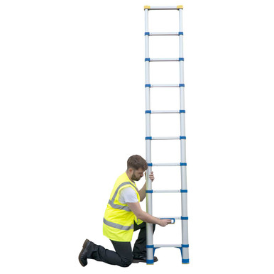 Further photograph of Werner 2.9M Telescopic Soft Close Extension Ladder - 10 Rungs