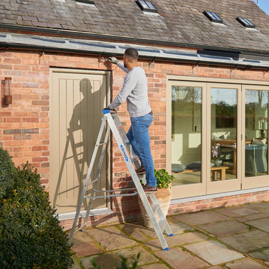 Further photograph of Werner Mastertrade Aluminium Step Ladder - 8 Tread