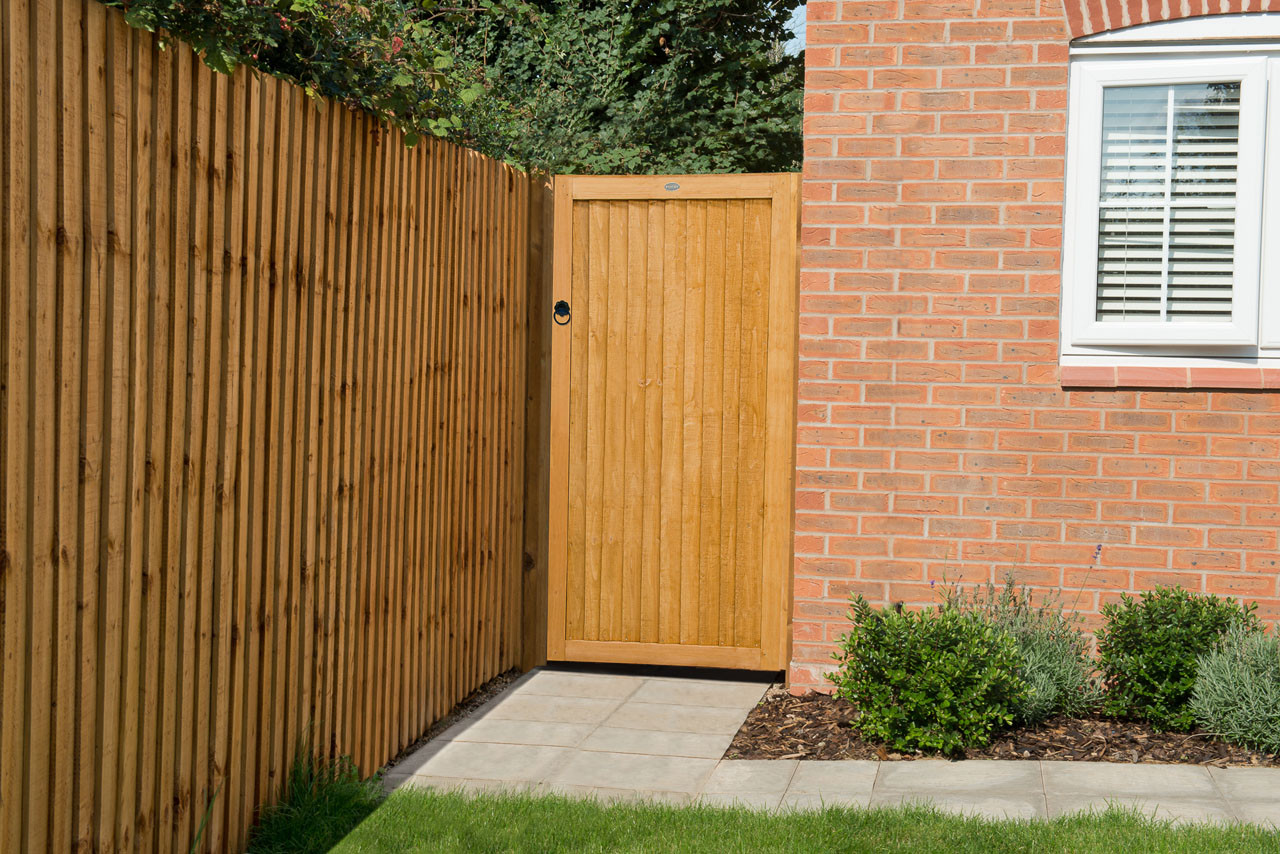 Photograph of Forest Garden Board Gate 6ft (1830mm)