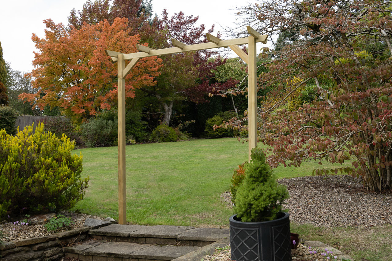 Photograph of Forest Garden Natural Timber Hanbury Flat Top Arch 2090 x 500 x 2135mm FSC