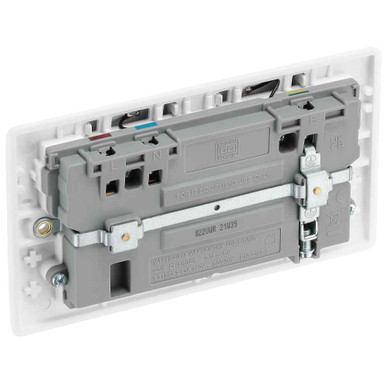 Further photograph of Nexus White 13A 2 Gang Switched Socket with Wifi Extender & USB