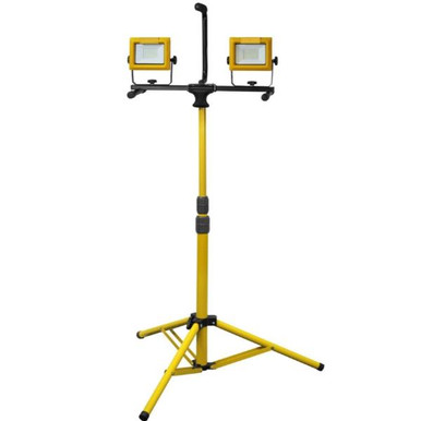 Faithfull 70w Twin 110v Sitelight and Tripod with Quick Release product image