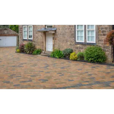 Further photograph of Avenu Block Paving 240mm x 160mm x 50mm Charcoal