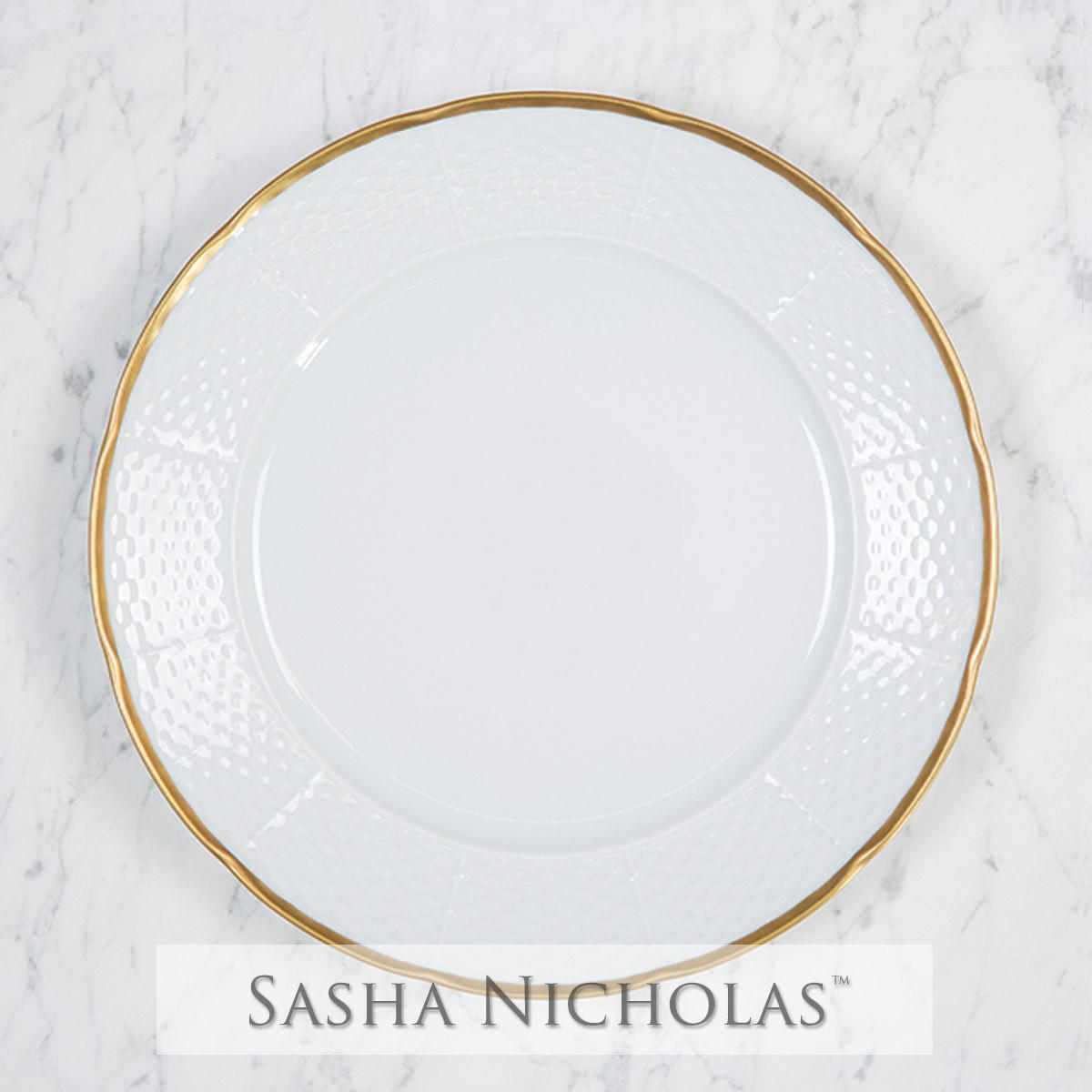 Ringel-grafe Weave Simply White 24k Gold Dinner Plate, Ringel-Grafe Weave Simply White 24K Gold Dinner Plate, Sasha Nicholas