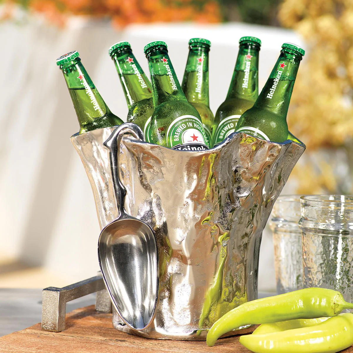 Hudspeth-Violagis Aluminum Fluted Ice Bucket with Scoop