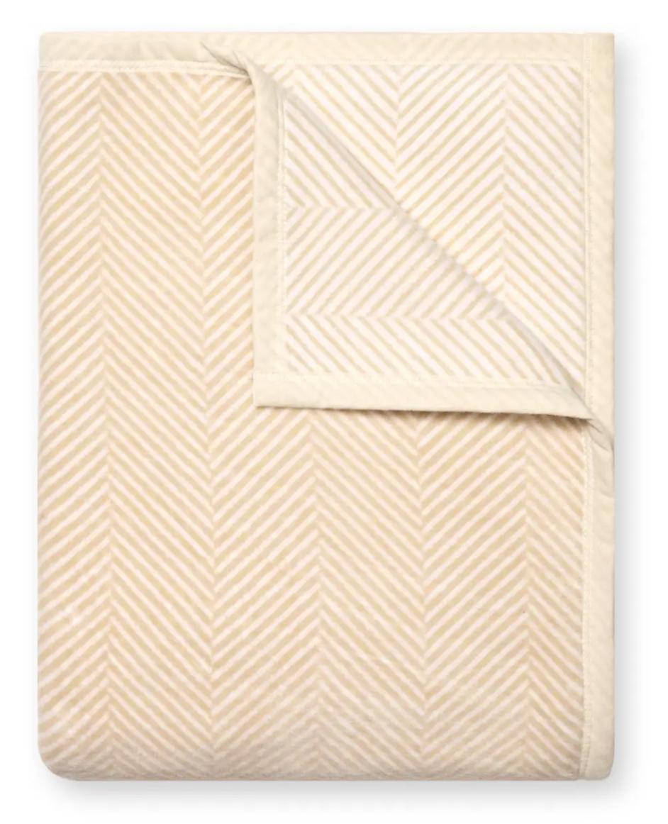Ellisen-Morehead Chappy Wrap Harborview Herringbone Cream Blanket | Original