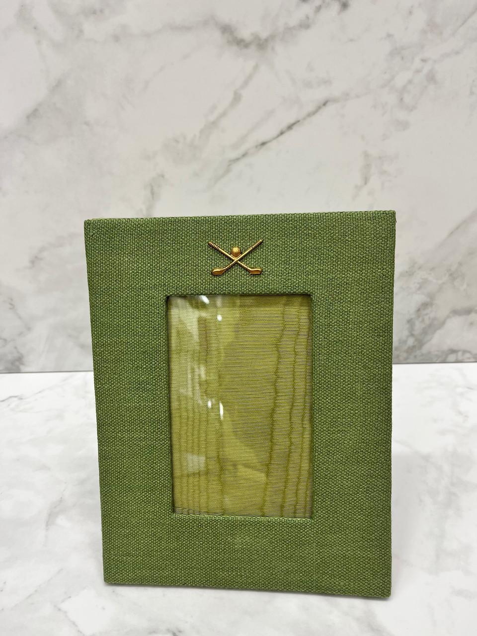 Corrigan-Hamby 4 x 6 Frame with Golf Clubs | Grass