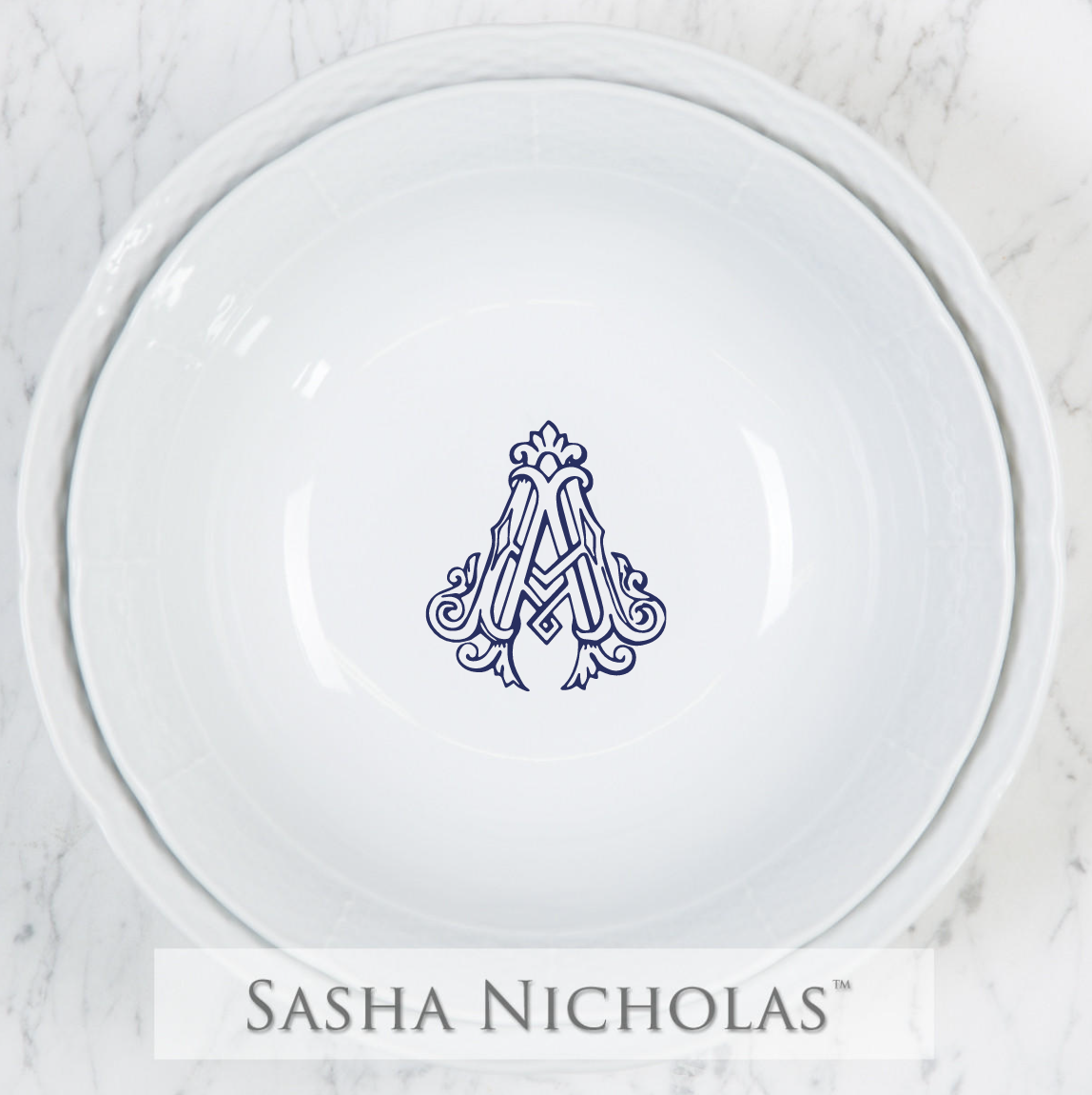 Davis-Archer Nesting Large Serving Bowl + Medium Serving Bowl Gift Set