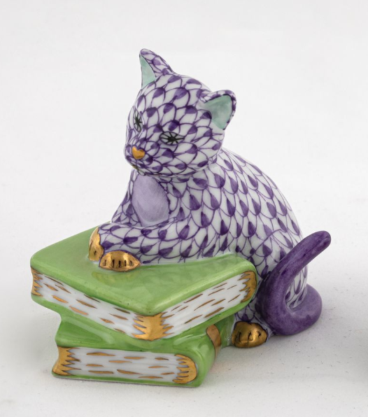 Herend Exhibition Cat on Books | Lavender Herend Exhibition Cat on Books | Lavender