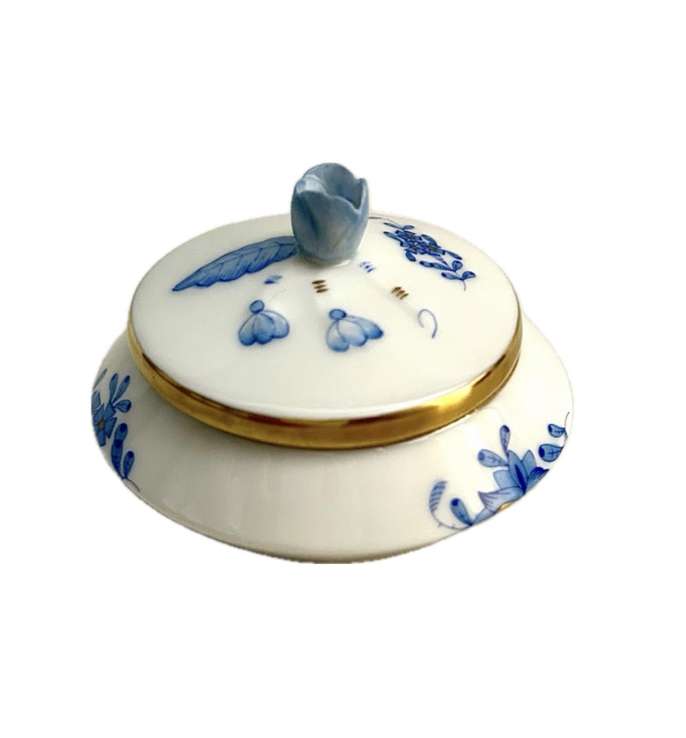 Herend Exhibition Chinese Covered BonBon with Bud | Blue Herend Exhibition Chinese Covered BonBon with Bud | Blue