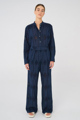Profile view of model wearing the Oroton Lace Pant in North Sea and 100% Cotton for Women
