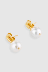 Detail product shot of the Oroton Asta Stud Drop Earrings in Worn Gold/Pearl and Brass material for Women . IP:21