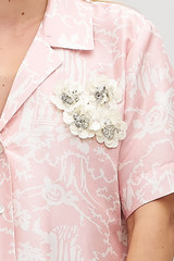 Profile view of model wearing the Oroton Garden Toile Embellished Camp Shirt in Peony and 100% silk for Women . IP:7