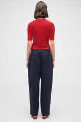 Profile view of model wearing the Oroton Scout Poplin Cargo Pant in North Sea and 100% Cotton for Women