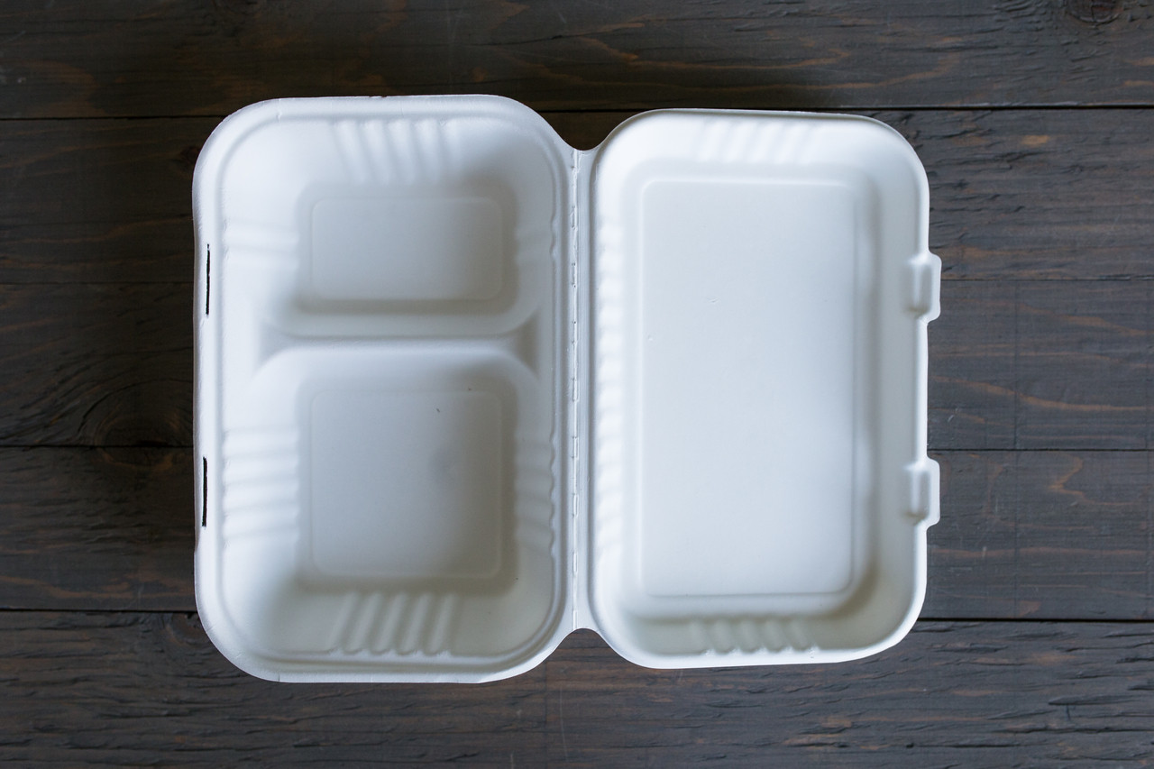 Compostable 8 inch by 3 compartment to-go container - Mr. Green