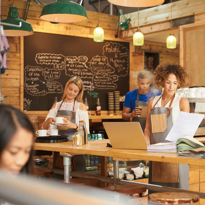 busy cafe with people working
