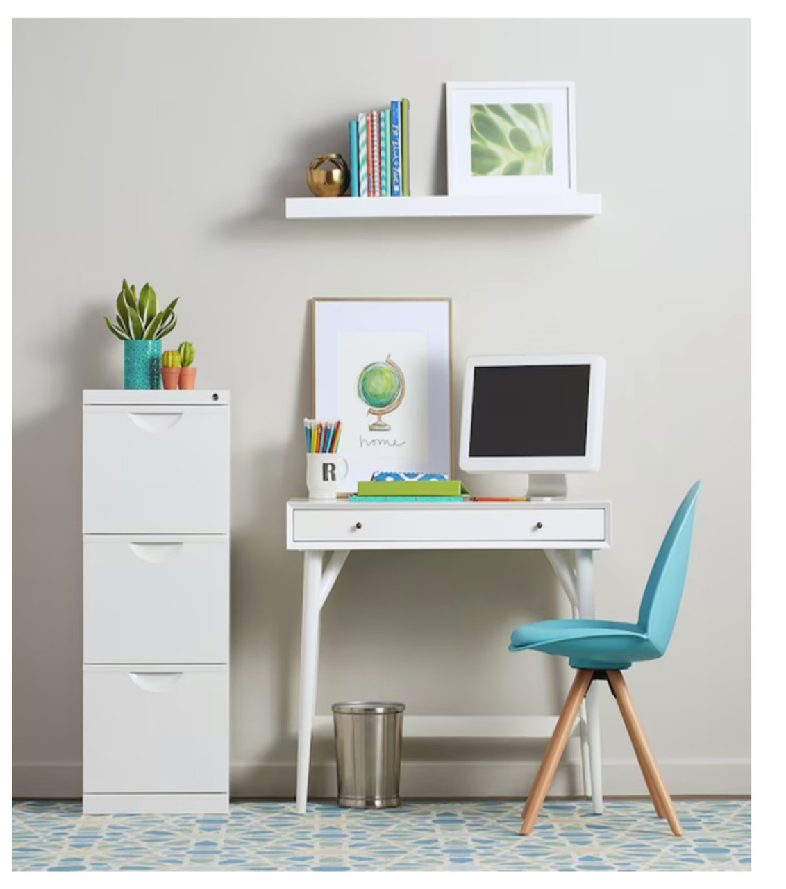 (3 bulbs) GE refresh LED Energetic Daylight LED CAC Lightbulb, candelabra base, 60 watt equivalent, Dimmable, clear finish, HD Light, LED Decorative, bent tip chandelier light bulb