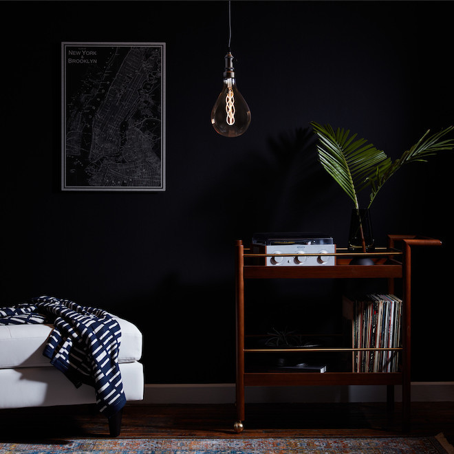 GE Lighting Large Vintage Warm Candle Light LED PS52, Amber Glass, 6.5 watts, Glorious Spiral Weave Filament, 350 lumens, PS52 Pear-Shaped LED Light Bulb, Dimmable