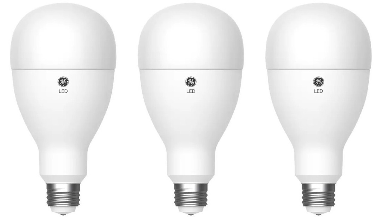 (case of 3) Plump GE ultra bright LED 3-way light bulb, 75/150/250 watt equivalent, Daylight, 1100/2310/3900 lumens, exceptionally bright LED, frost finish.  Note- Bulb is large, portly A23