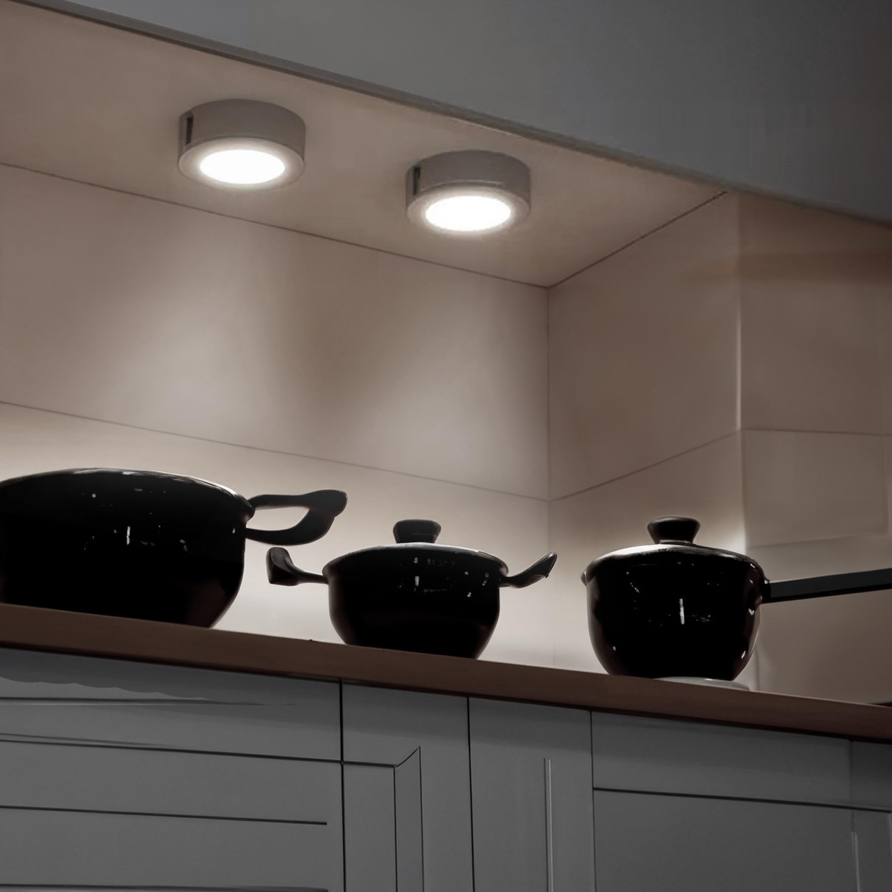 GE 4 Watt Dimmable Modern Easy Linking Corded Electric ‎Ceiling Mount Plastic 5,0000 Hour 3.1 Inch Diameter LED Puck Lights, Set of 5, Silver