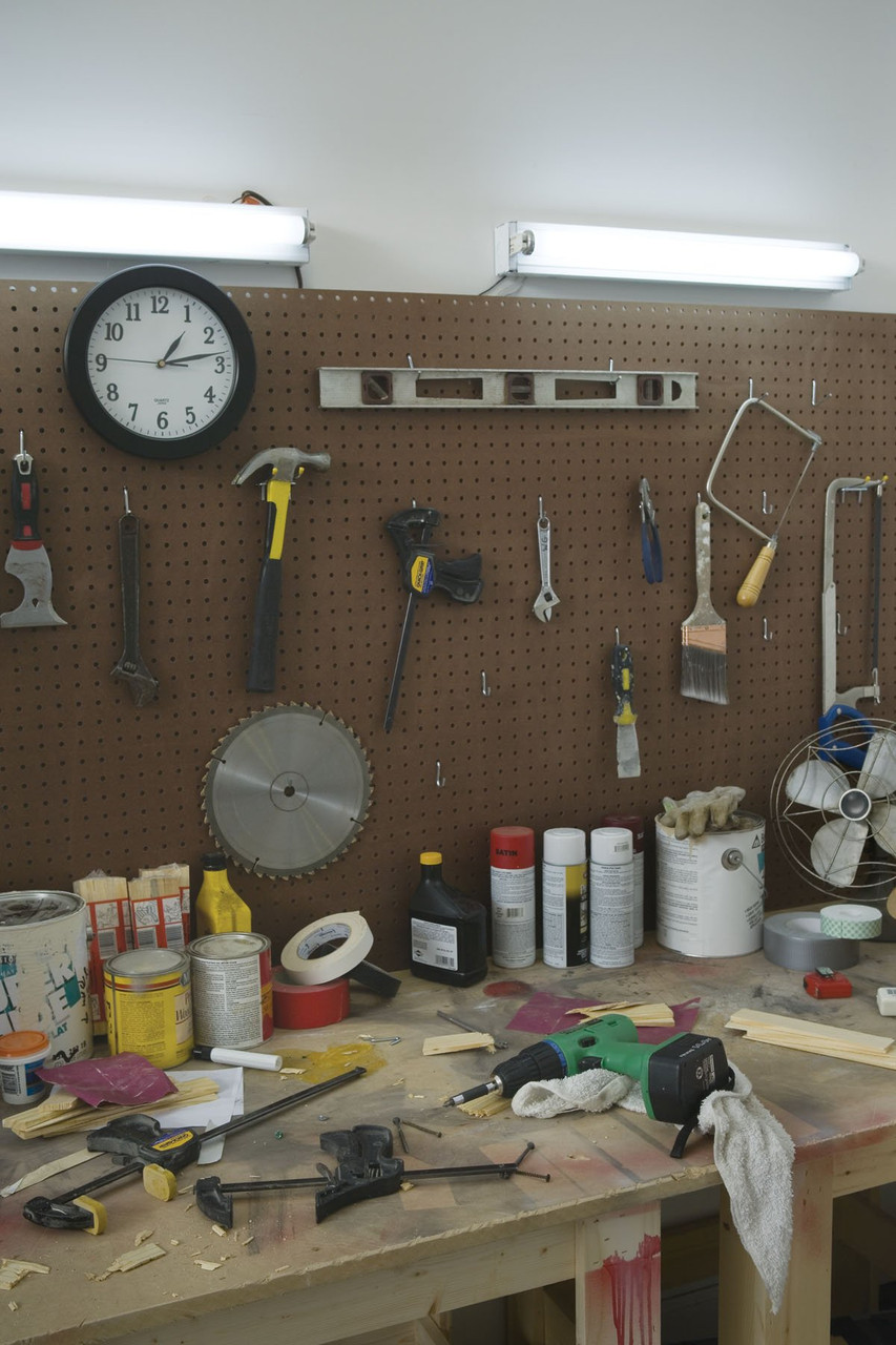 (case of 24) GE Lighting Work Spaces 45755 25-Watt, 2150-Lumen T8 Light Bulb with Medium Bi-Pin Base