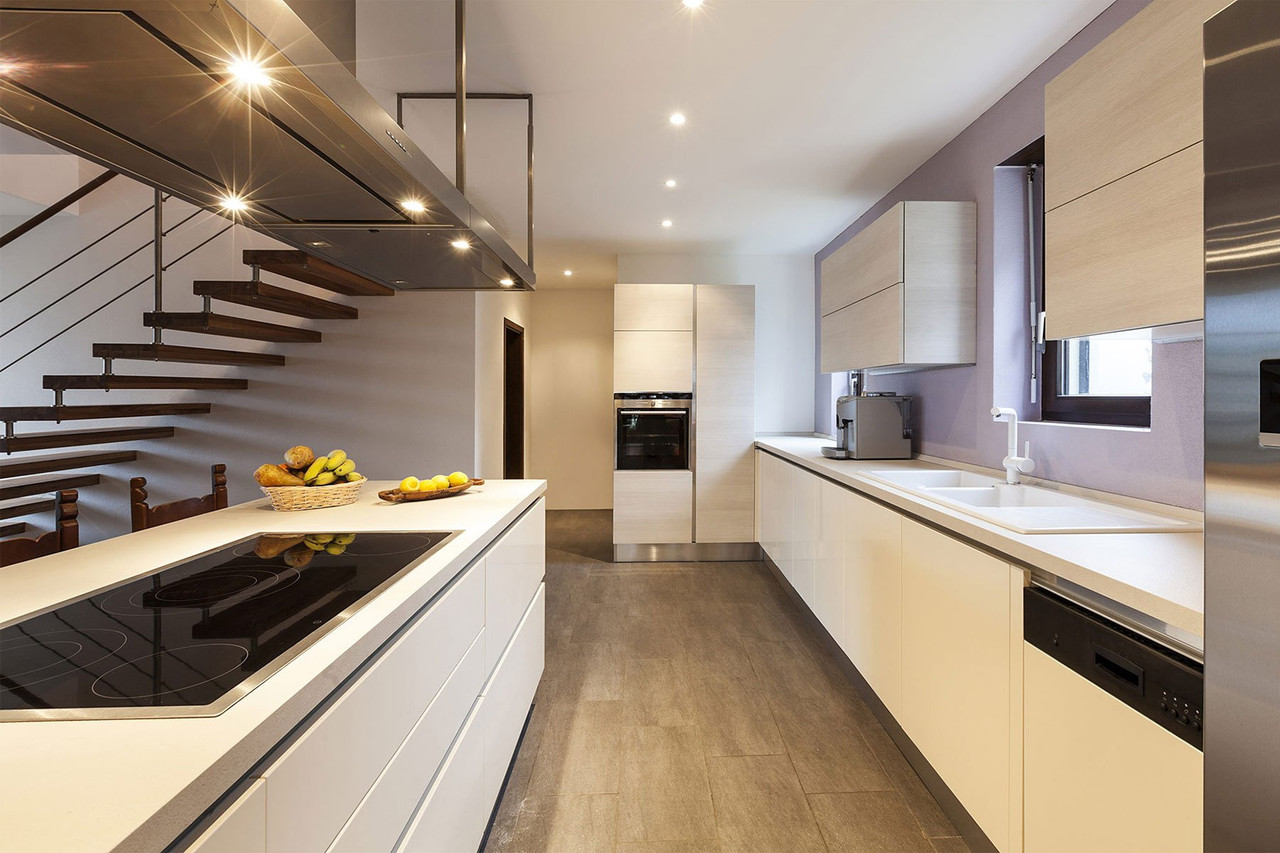 (lot of 4) GE 42959 - Q5T3/CL Bi Pin Base Single Ended Halogen Light Bulb