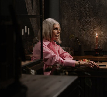 How to Safely Attend to Restless Seniors at Night