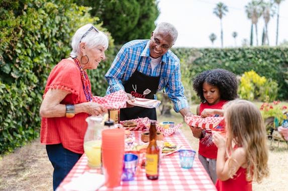 Meaningful Ways to Celebrate Father’s Day with a Senior Loved One