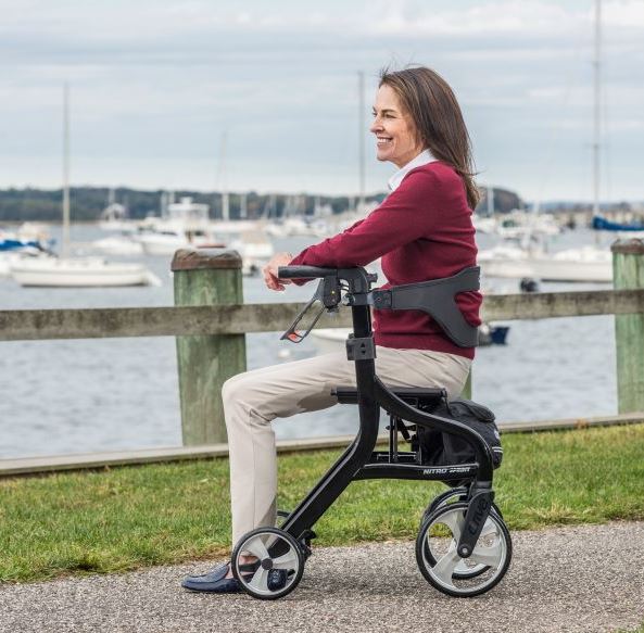 Safety Tips When Walking With a Senior Using a Rollator