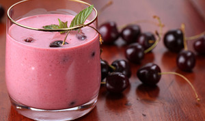 Anti-Aging Cherry Blueberry Smoothie