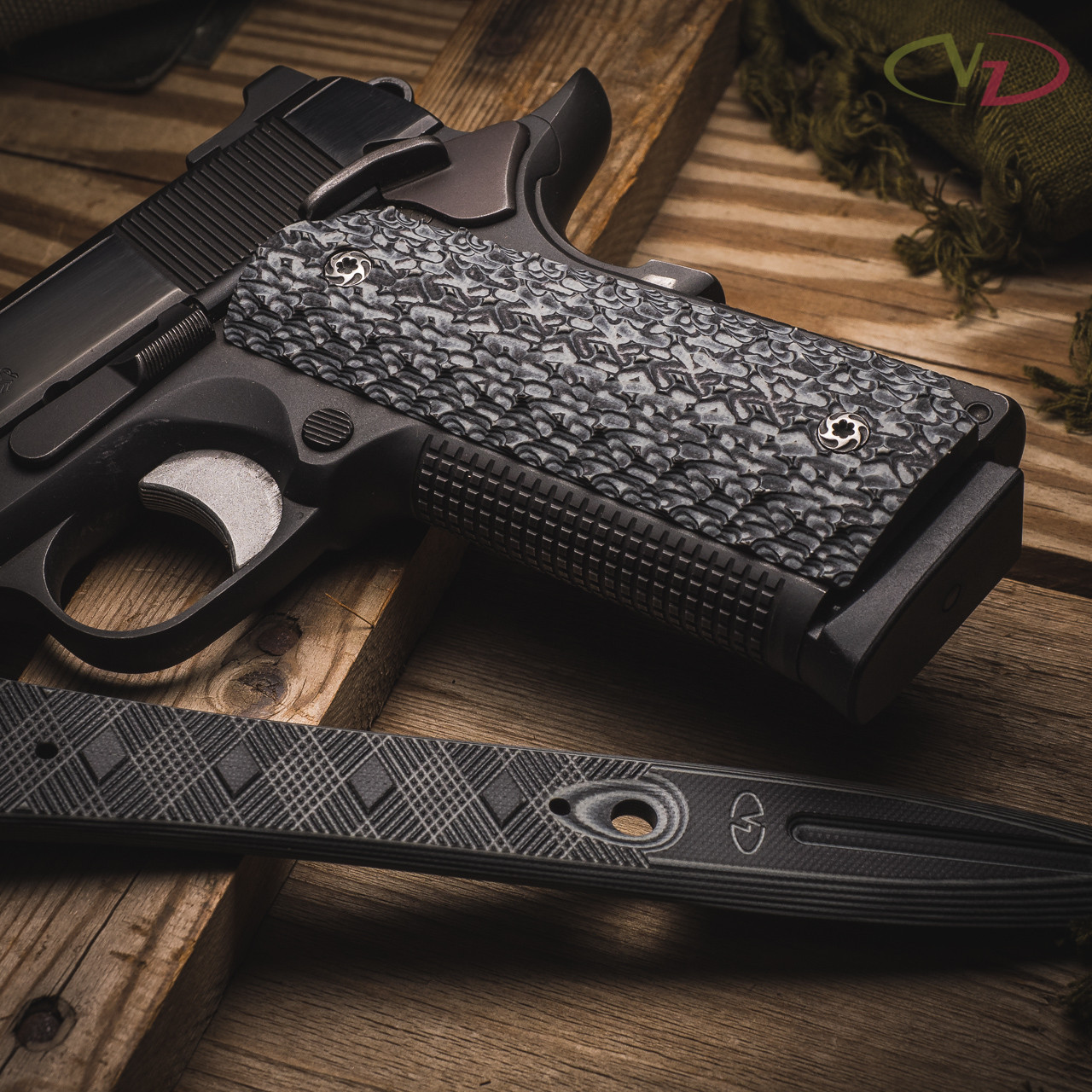 実物 VZ grips 1911グリップ アンクルサム 1911 Pistol Grips - CLR-1911FS-008