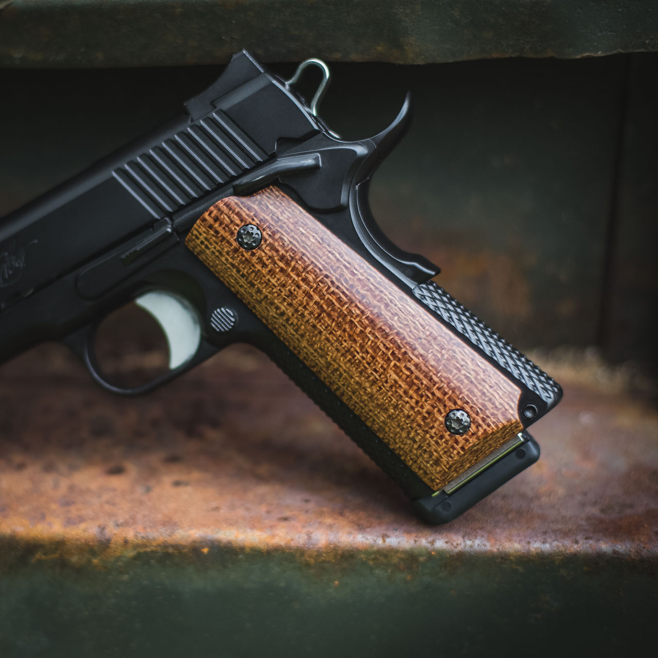 VZ Grips 実物　レア　Meu 1911 VZ Grips 実物 レア Meu 1911 1911 Grips (Full-Size) w/ VZ