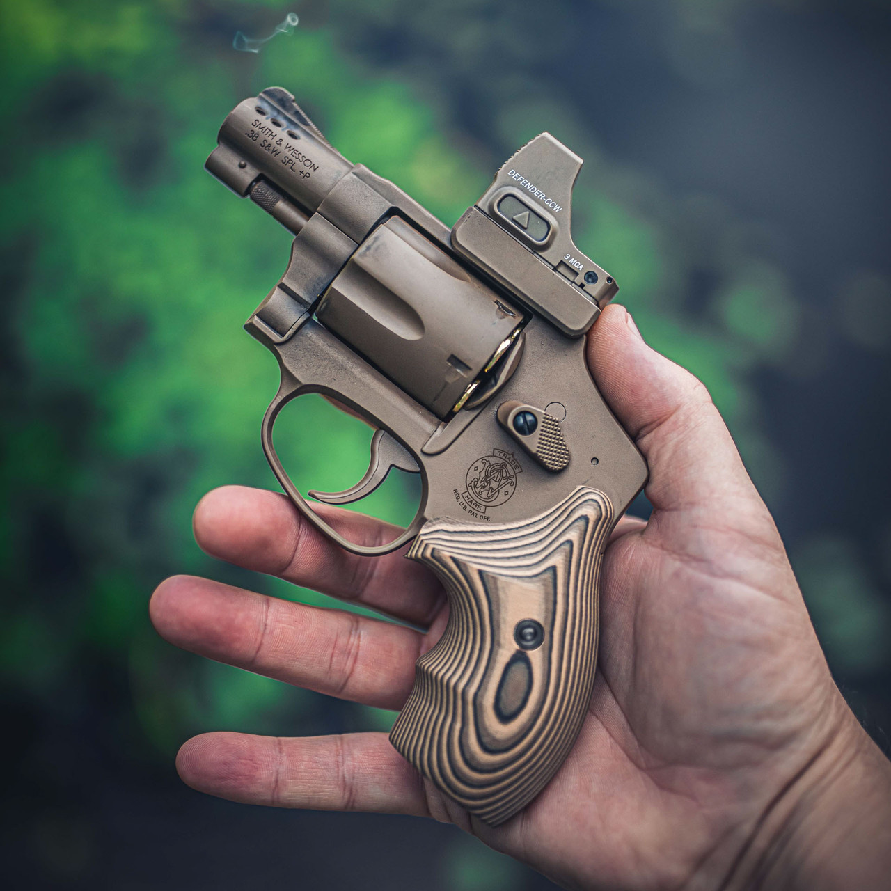 S&W J-Frame Grips (G10) with VZ 320 Texture (Smooth)