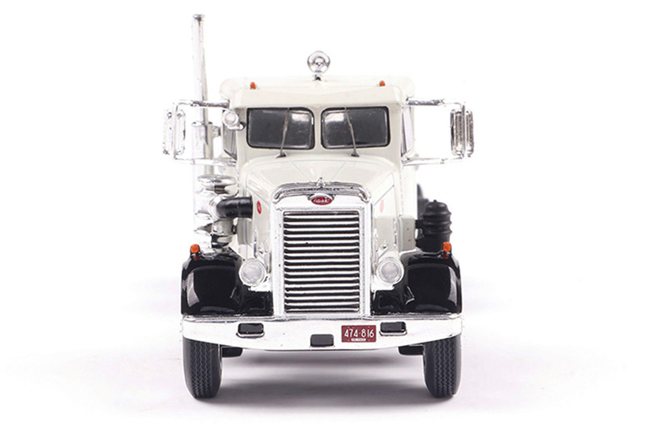 IXO - 1:64 - Red & White 1976 Kenworth K100 Aerodyne Cab