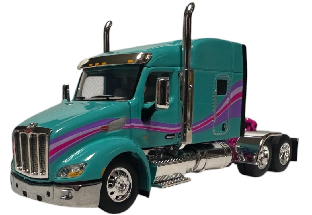 DCP - 60-1534C - Cream & Red Peterbilt 389 w/63